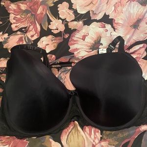 Black push up bra